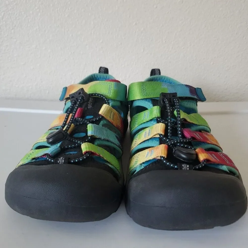 Keen Newport H2 Waterproof Sport Sandals Kids Sz 4 Trail Outdoors Closed Toe